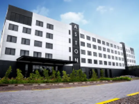 Aston Serang Hotel & Convention Center Hotel di Kecamatan Serang