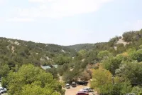 Turner Falls Hotels in Davis