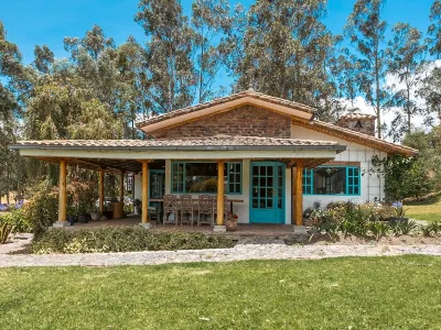 Hacienda Cochauco Hotels near Z B