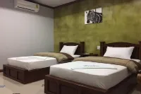 ท้ายบ้าน รีสอร์ท - 3 ดาว