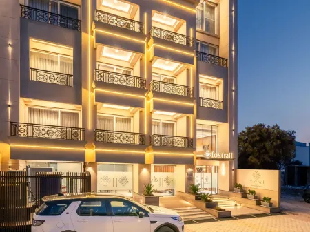 Foxtrail, Sector 42 - am Hotel Kollection