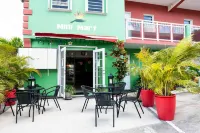 The Paradise Inn Hotels in Sint Maarten