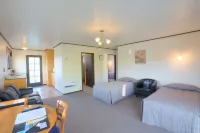 AAA Thames Court Motel Hotels in Oamaru