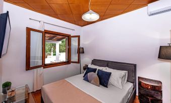 Villa Avra - with Private Pool