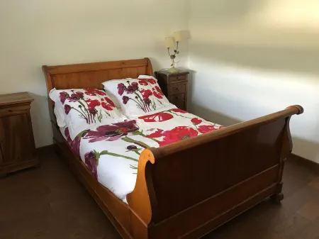 Aux Coquelicots Sauvages Отели рядом с достопримечательностью «Audencia Bachelors»