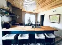 Outdoor Adventure Near Ohio University 2Br/1BA
