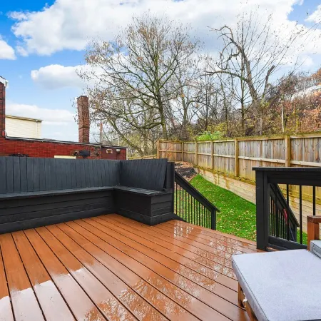 Unique 4Bed/3.5 Bath Townhouse/Garage+Rooftop Deck