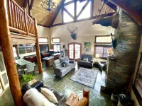 Convenient Location 2 Miles to Priest Lake for Families & Work-Cation Stays!