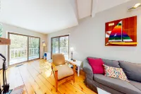 Tree Top Oasis Hotels in Truro