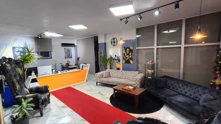 Grond Konaklama Mersin Отели рядом с достопримечательностью «Mersin Mezitli»