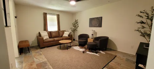 Fenced Yard and Fast WiFi - Charming Cozy Haven Hotels in Montgomery