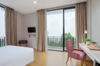 White Tree Residence - balcony