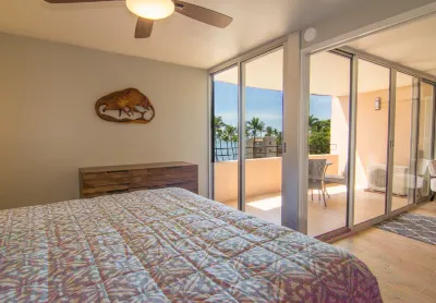 Bright, Beautiful, Remodeled Island Sands 505 Condo