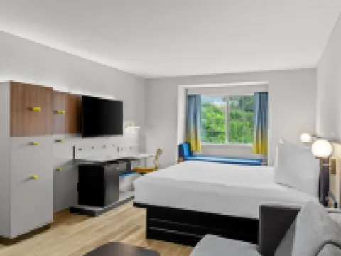 Microtel Inn & Suites by Wyndham Norcross ノークロスのホテル