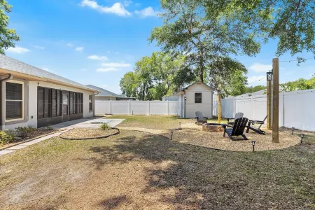 Entire Home near Silver Springs Park and World Equestrian Center/ FirePit