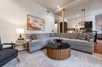 4BR Luxe Group Retreat Walk to French Quarter | The Mayfair