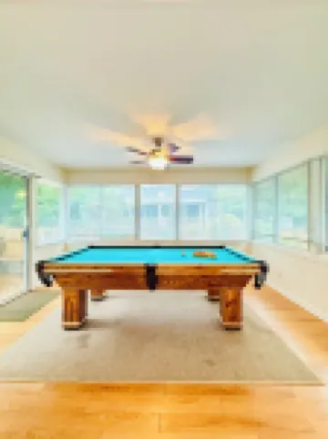 Poseidon’s Big Getaway – 3BR/2BA Surrounded by Nature, Minutes from the Beach!