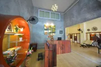 Phangan Barsay Hostel فنادق في منطقة كوه فانجان