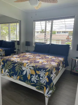 Newly Updated - Stunning Downtown Kona Getaway With Ocean Views Hotels near Manini'owali Beach (Kua Bay)
