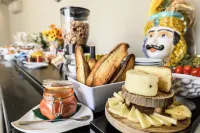 Baitan Hotel - breakfast