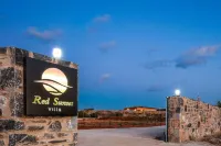 빌라  레드 선셋 바이 에스티아 Church of the Transfiguration of the Savior and of the Saints Constantine and Helen 주변 호텔