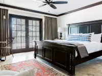 Hillside Boutique Hotel Hotels in Medina County