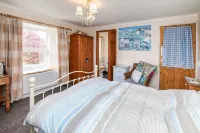 Vine Cottage Hotels in Saint Sampson