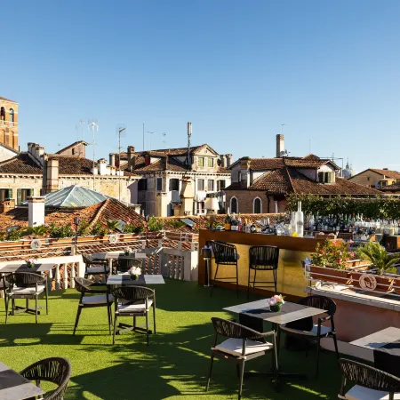 Hotel A la Commedia