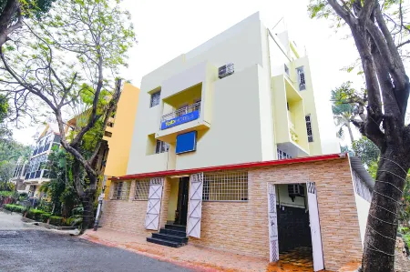 FabHotel Olive Inn I - 260m from Saltlake Sector V Metro Station Отели рядом с достопримечательностью «NIH Flower Garden»