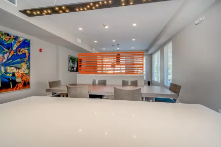 Kasa Downtown des Moines