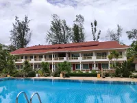 D.R. Lanta Bay Resort Hotels near مركز الشرطة