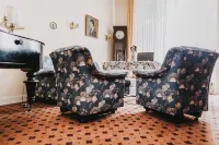 Hotel Spöttel Hotel di Friedberg