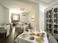 De Stefano Palace Luxury Hotel فنادق في راغوسا