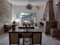 Carod Espacio Serrano Hotels in Departamento Colon
