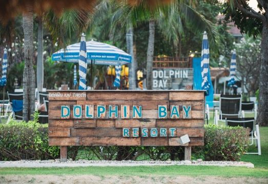 Dolphin Bay Over view