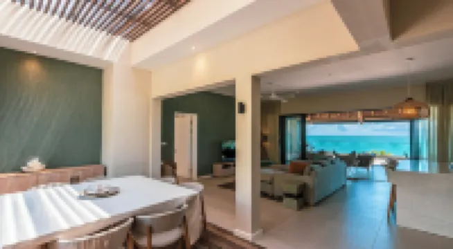 Blue Nest by Horizon Holidays - parking
