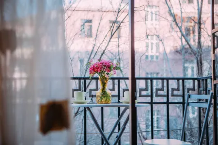 Ris Central Apartments Yerevan Отели рядом с достопримечательностью «Каскад»