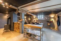 Lofoten Apartments فنادق في Vagan