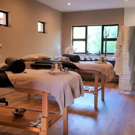 Esther's Country Lodge