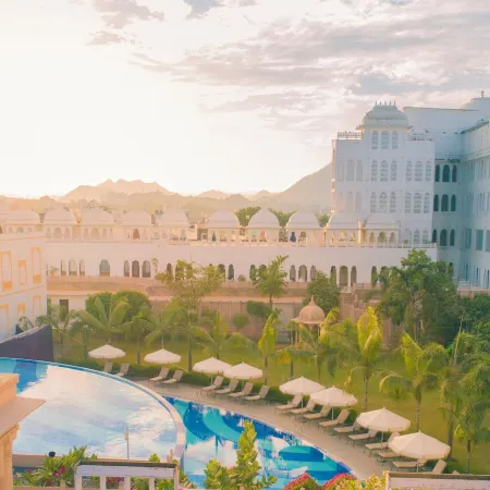 Radisson Blu Udaipur Palace Resort & Spa