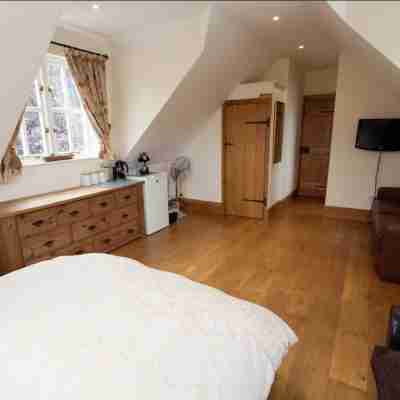 Hanger down House Bed and Breakfast Rooms