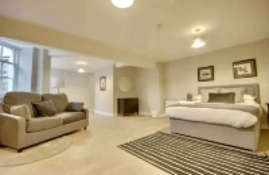 Orange Grove Hotel & Gardens