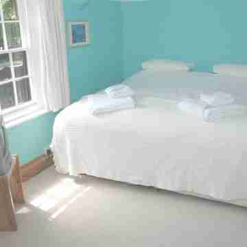 The White House Rooms