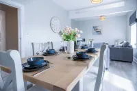 Beach Haven Hideout - 2 Bedroom - Milford Haven - Apartments