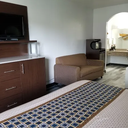 HomeBridge Inn and Suites