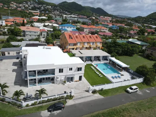 PÀRIS Business Hotels in Gros Islet