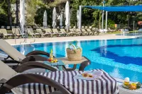Hacienda Forest View Hotel - Pool