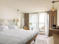 Carlton Beach Hotels near Scheveningen strand
