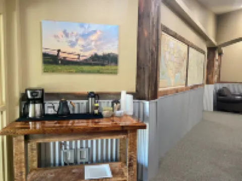 Red Rock Lodge Hotels in Custer County