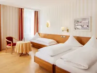 Hotel Zum Schiff Hotels near Schwabentor